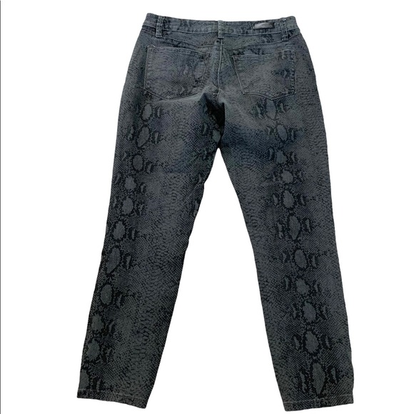 Royalty For Me Python Print Mid Rise Pants Size 6 - Picture 3 of 17